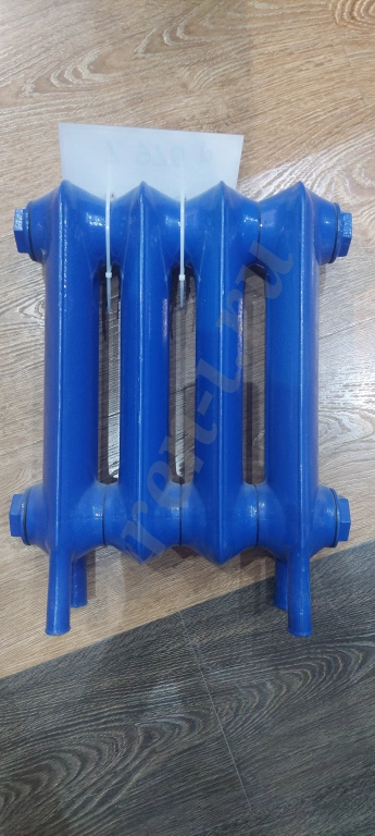 Радиаторы чугунные 2 шт